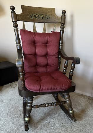 Rocking Chair. When is Grandparent's Day? Grandmother