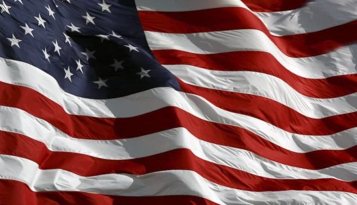 When is American Flag Day? Old Glory Flag Etiquette. June 14 holidays